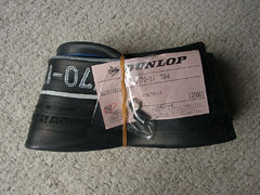 DUNLOP 110^70p^C`[u
